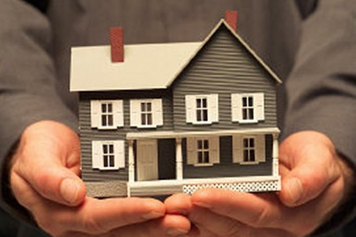 Miễn, giảm tiền thuê nhà ở cũ thuộc sở hữu nhà nước dựa trên nguyên tắc nào?