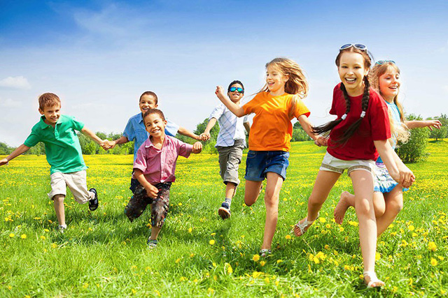 Quyền vui chơi, giải trí của trẻ em theo Luật Bảo vệ, chăm sóc và giáo dục trẻ em 2004