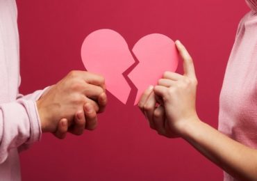 Thủ tục ly hôn thuận tình được quy định thế nào? Quan hệ tình dục sau ly hôn có vi phạm pháp luật không?