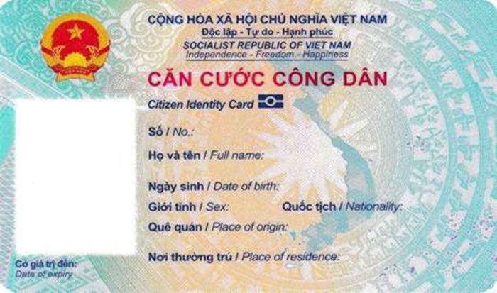 Thẻ CCCD có ghi thông tin bằng tiếng anh không?