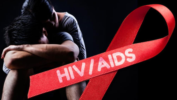 Quan hệ tình dục không an toàn khi biết mình bị HIV có phải chịu trách nhiệm hình sự không?