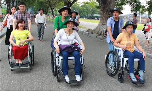 Người khuyết tật có được nhận trợ cấp xã hội không?