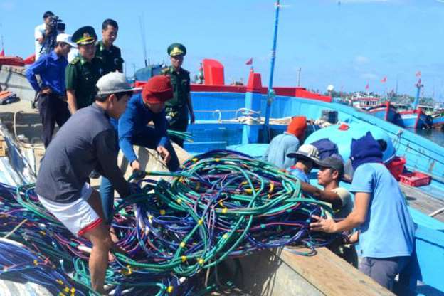 Xử lý vi phạm hoạt động thủy sản của tổ chức, cá nhân nước ngoài trong vùng biển Việt Nam