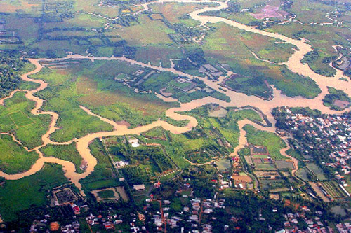 Chính sách đầu tư phát triển bền vững lưu vực sông được quy định như thế nào?