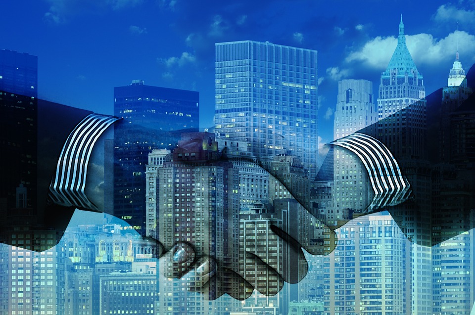 Khi có thêm công ty tham gia hợp đồng hợp tác thì phải ký lại hợp đồng đúng không?
