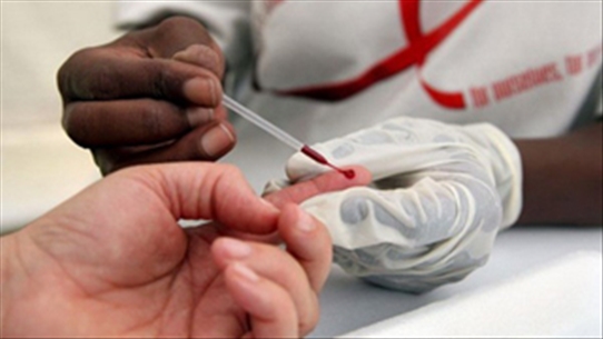 Điều kiện xác định người bị nhiễm HIV do tai nạn rủi ro nghề nghiệp