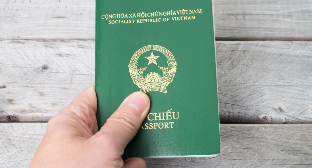Phải làm gì khi bị mất hộ chiếu để không bị phạt?