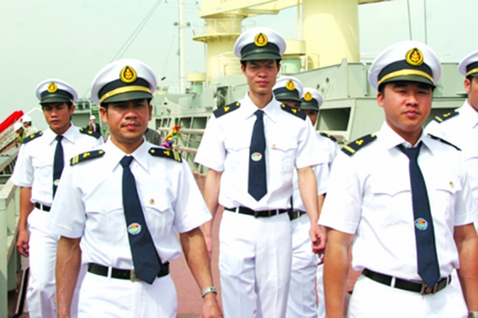 Trách nhiệm của chủ tàu trong đăng ký thuyền viên và cấp Sổ thuyền viên