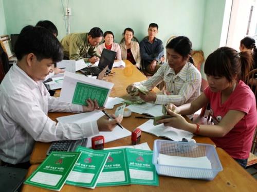 NHCSXH tỉnh Nam Định trả lời về việc thu lãi cho vay HSSV