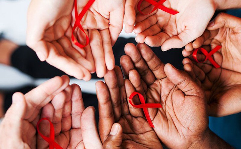 Quyền và trách nhiệm của cơ sở kinh doanh dịch vụ lưu trú trong dự phòng lây nhiễm HIV bằng bao cao su