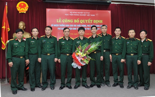 Cách tính vượt định mức giờ chuẩn đối với nhà giáo viên quân đội nhân dân Việt Nam?